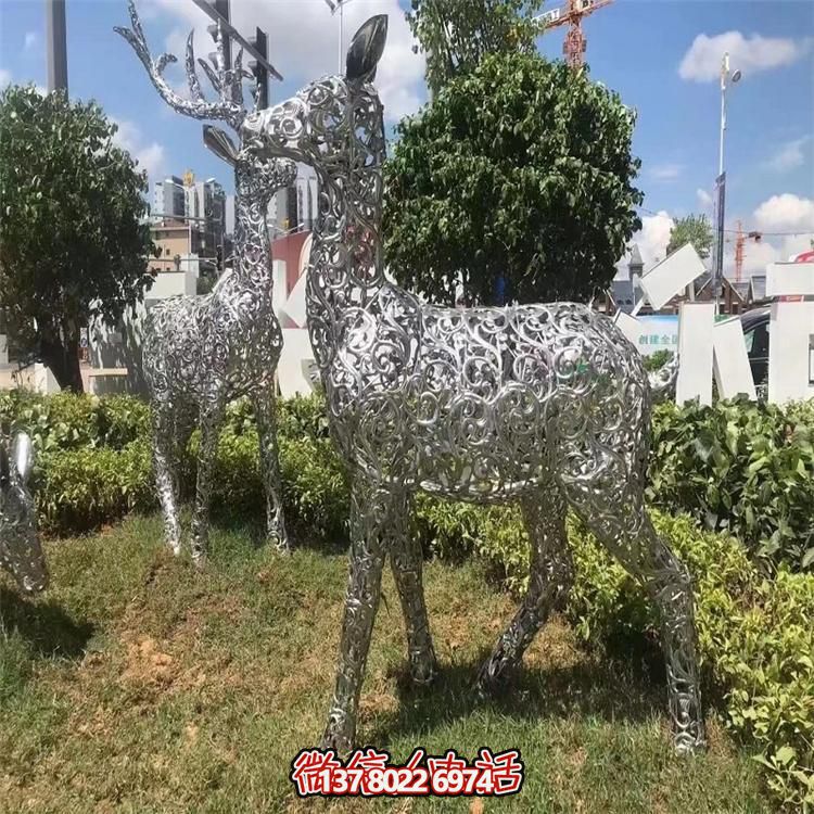 LED梅花鹿雕塑照明，景觀照明設(shè)計體驗
