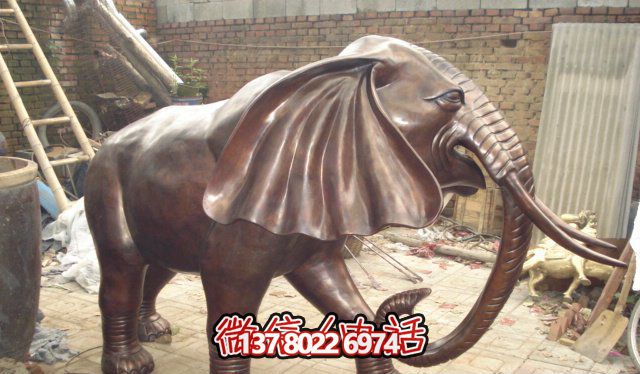 創(chuàng)意仿銅大象雕塑，美化環(huán)境景觀
